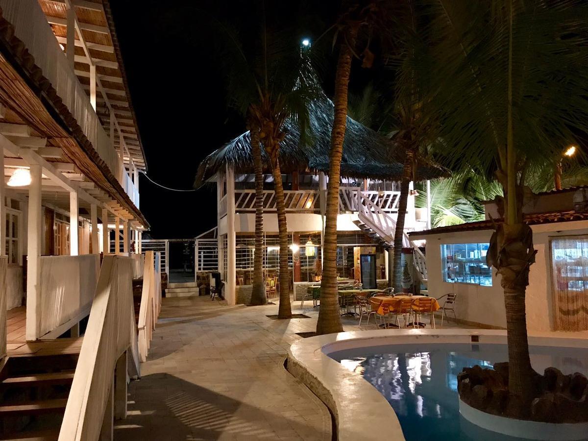 Hotel Costa Azul ซอร์รีโตส ภายนอก รูปภาพ